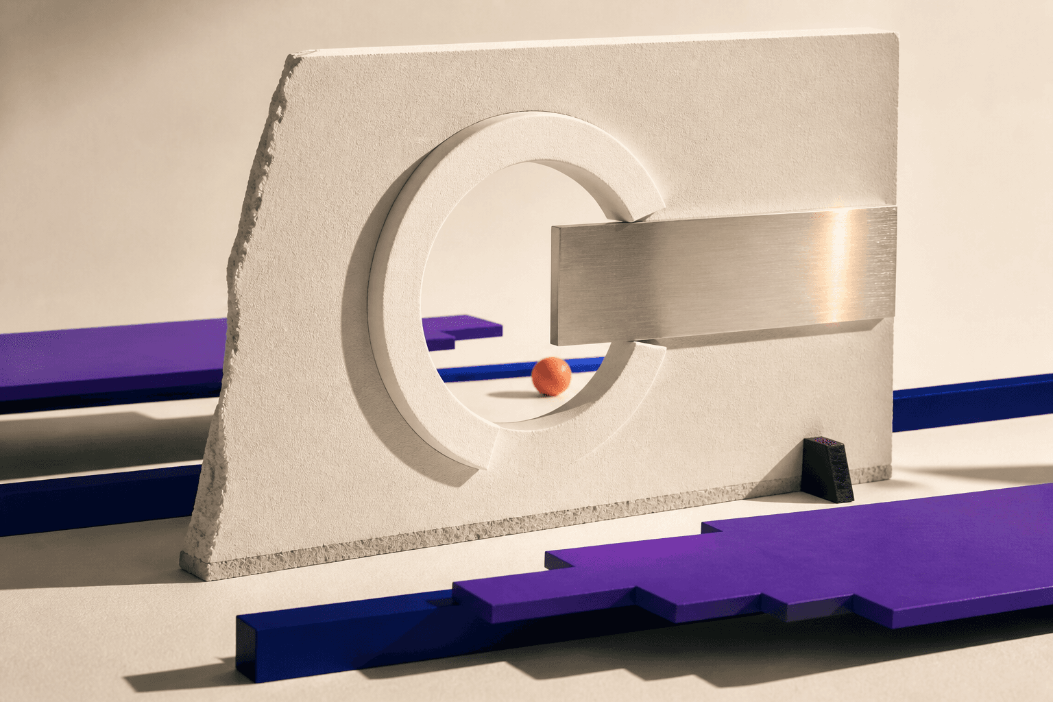 Diorama on an ivory background with a rough white wall crossed by an incomplete circular portal, a horizontal metal bar, a coral sphere in the opening, blue and violet rails and a small dark-green wedge.